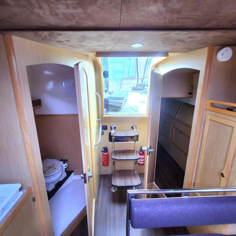 Aqualine Navigator Cabin Diesel