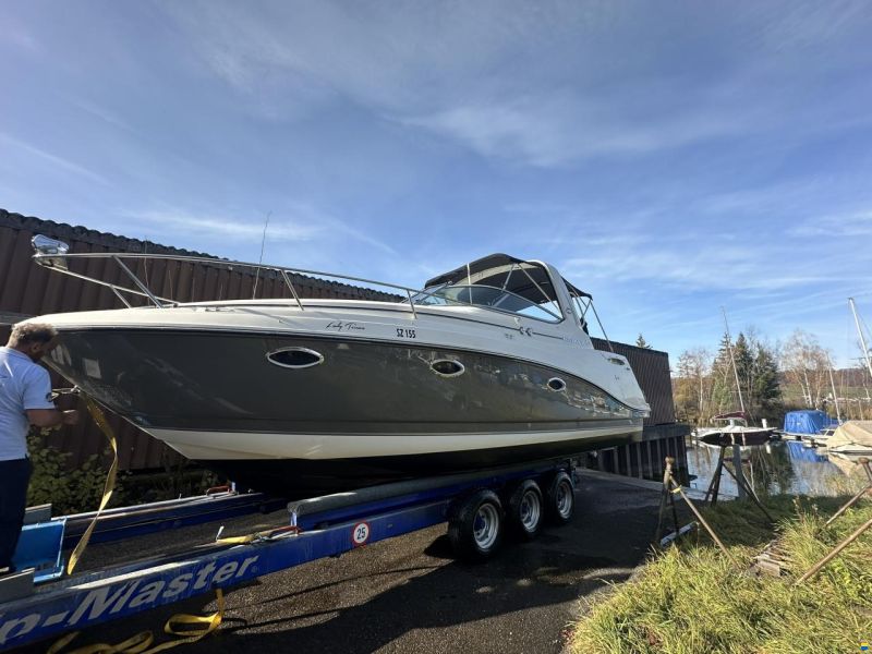 Rinker 280 Express Cruiser