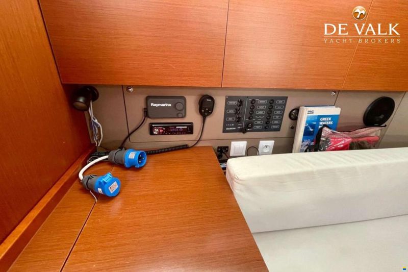 Beneteau Oceanis 38