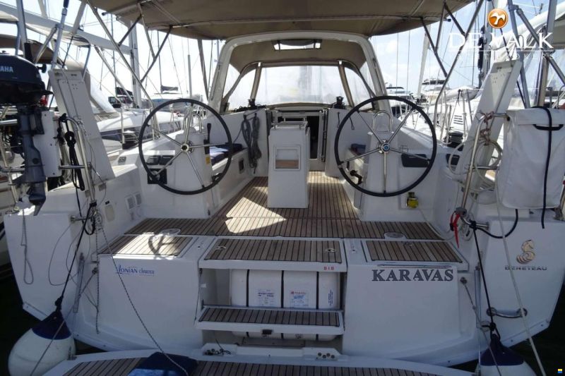 Beneteau Oceanis 38