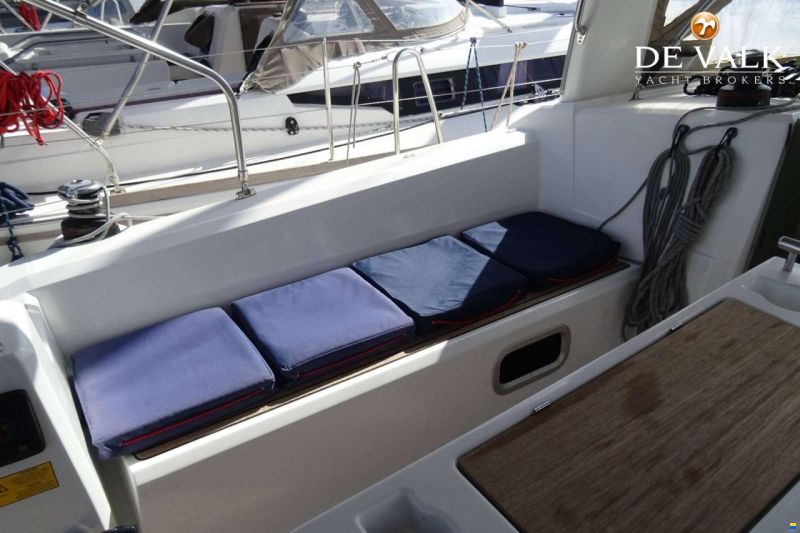 Beneteau Oceanis 38