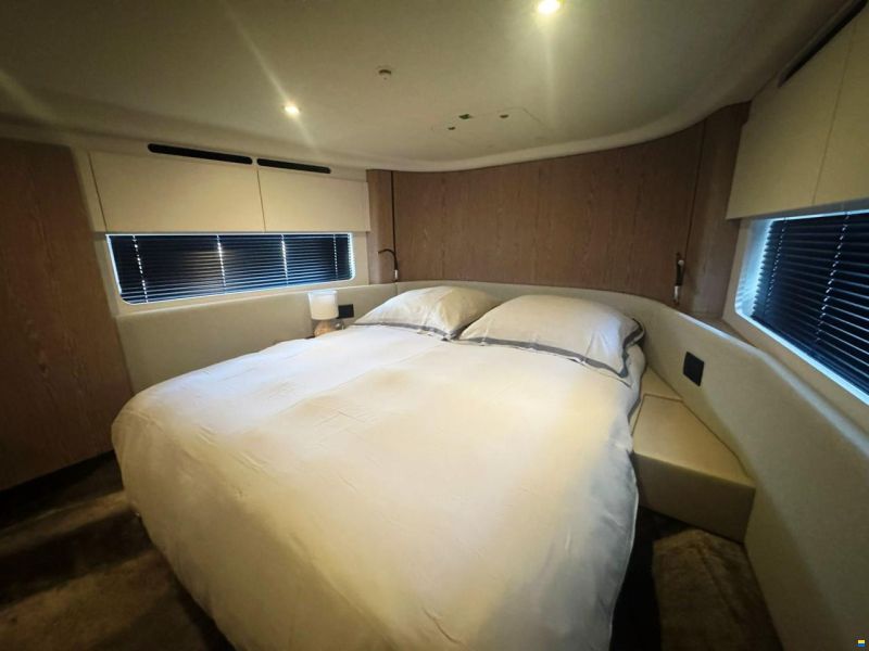 Azimut 53 Fly