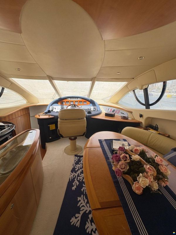 Azimut 55 Fly 2010-Keen Seller