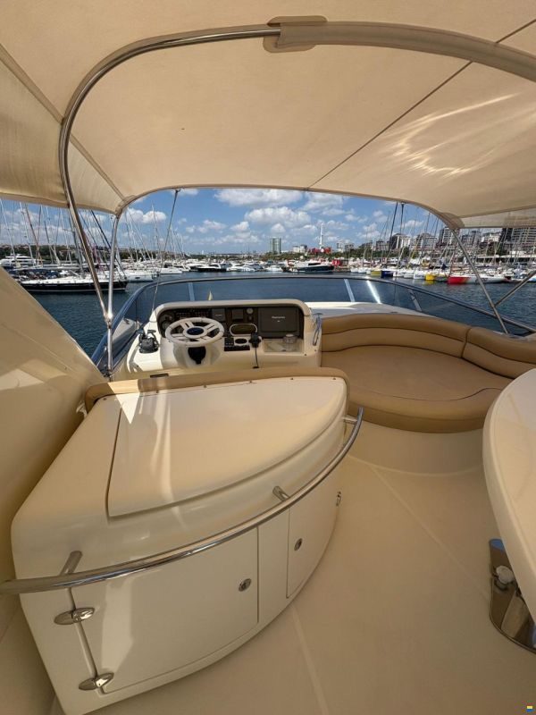 Azimut 55 Fly 2010-Keen Seller