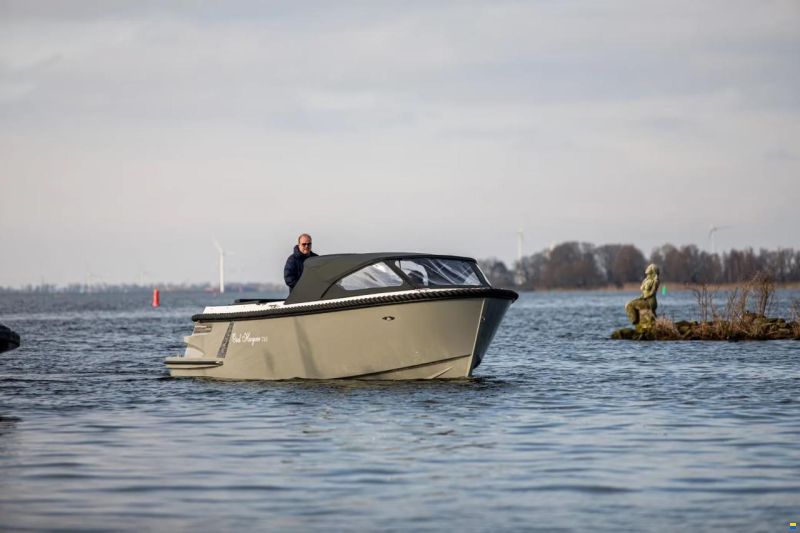 Oud-huijzer 740 Tender