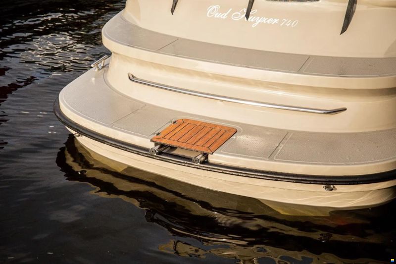 Oud-huijzer 740 Tender