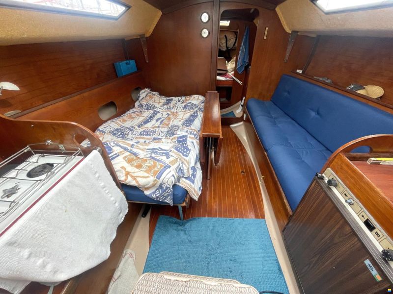 Beneteau First 28