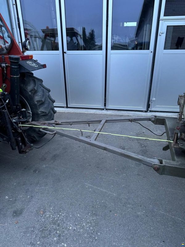 sehr solider Trailer