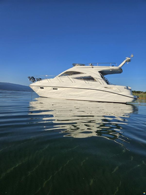 Sealine F34