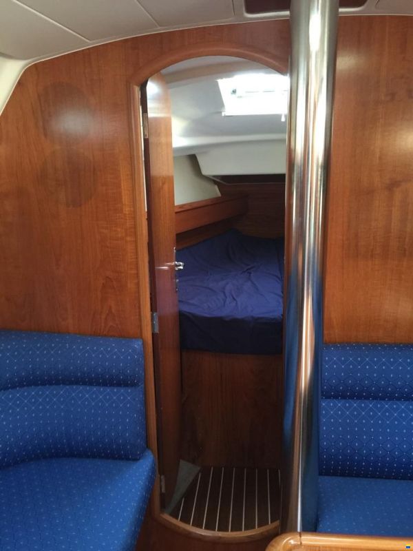 Jeanneau Sun Odyssey 37