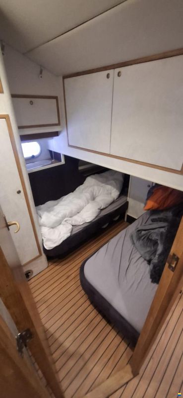 Neptunus Sedan 138 Fly