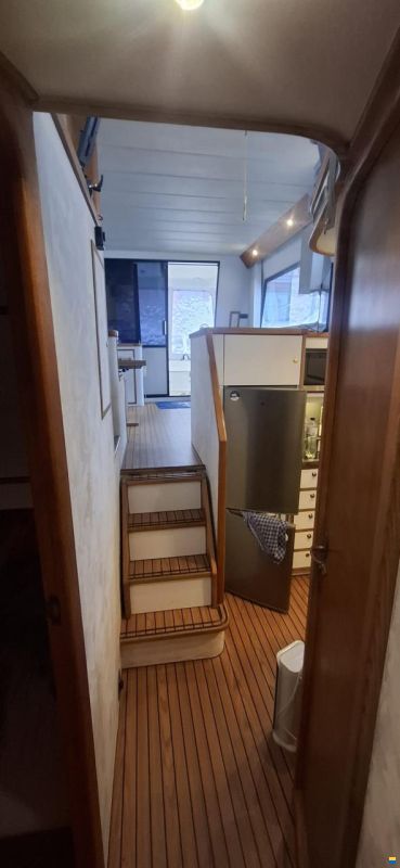 Neptunus Sedan 138 Fly