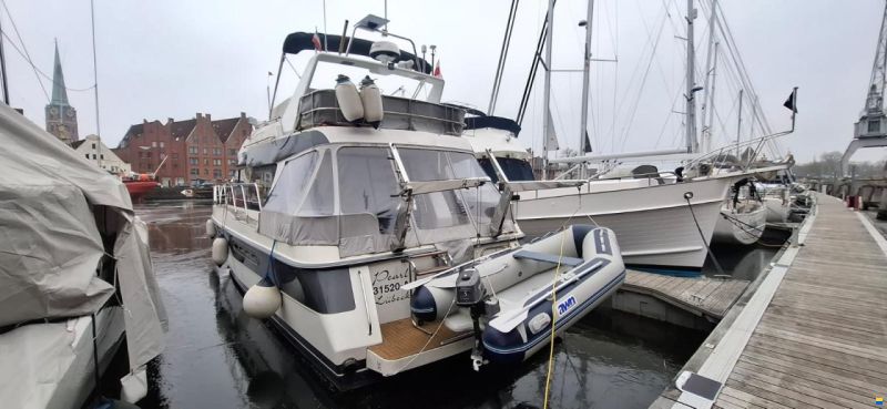 Neptunus Sedan 138 Fly