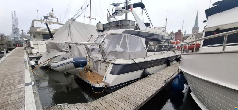 Neptunus Sedan 138 Fly