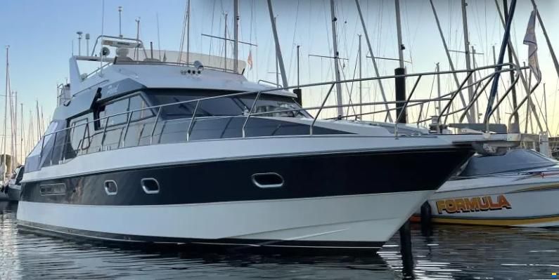 Neptunus Sedan 138 Fly