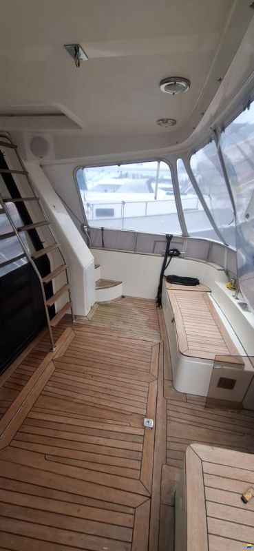 Neptunus Sedan 138 Fly