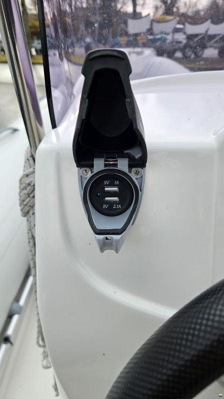 Brig Falcon 450 Version Luxe Hypalon