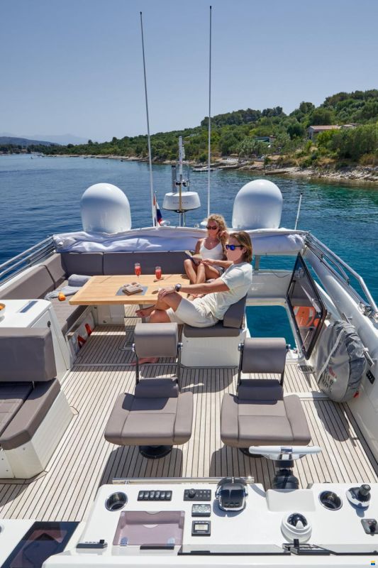 Prestige 630S