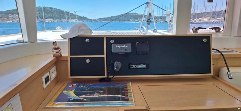 Lagoon 450