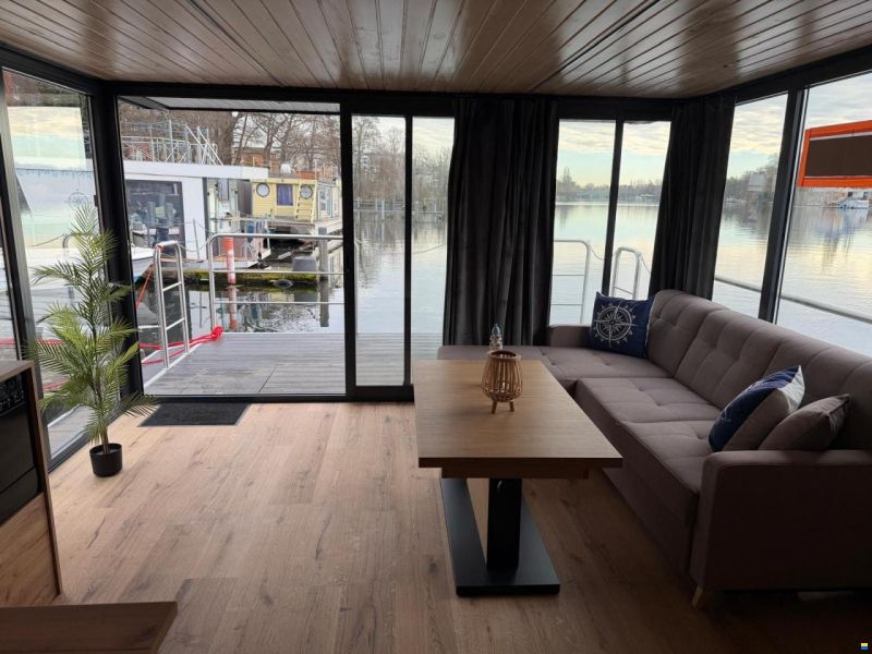 Hausboot Borneo Falster