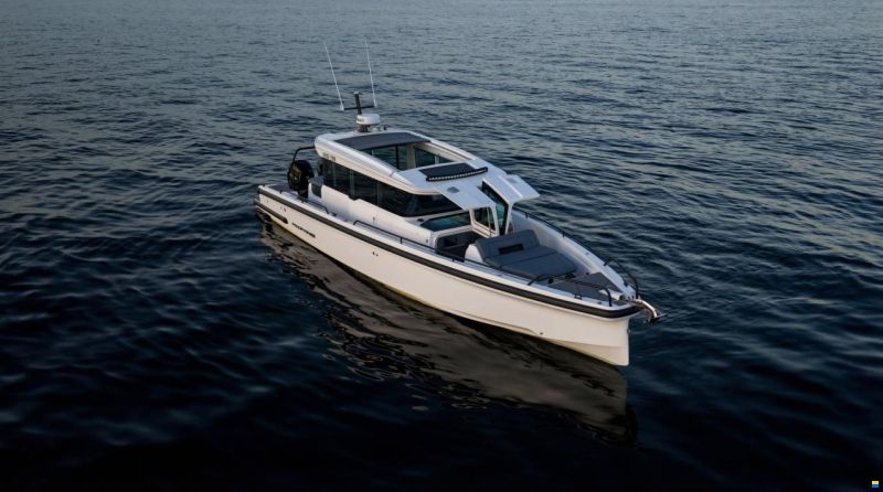 Axopar 37 XC CROSS CABIN