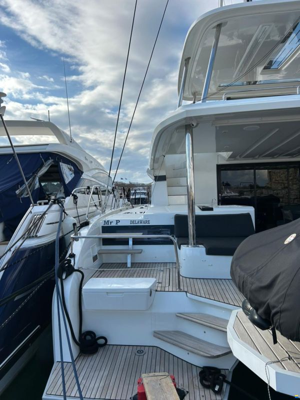 Lagoon 55