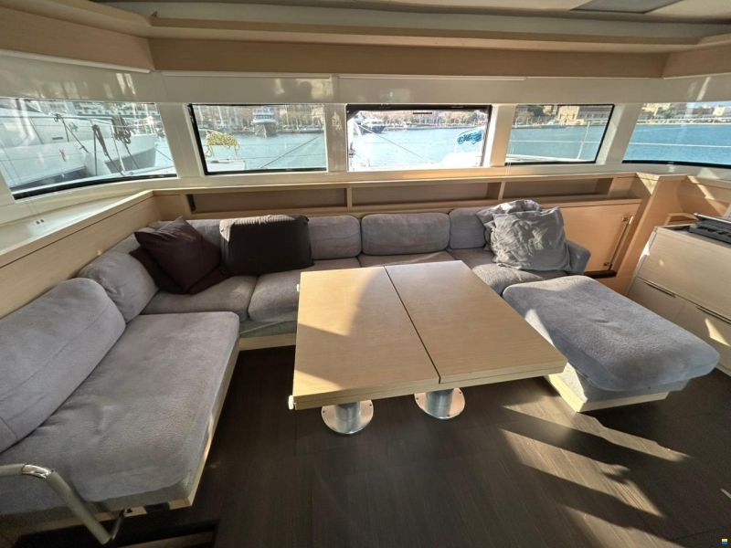 Lagoon 55