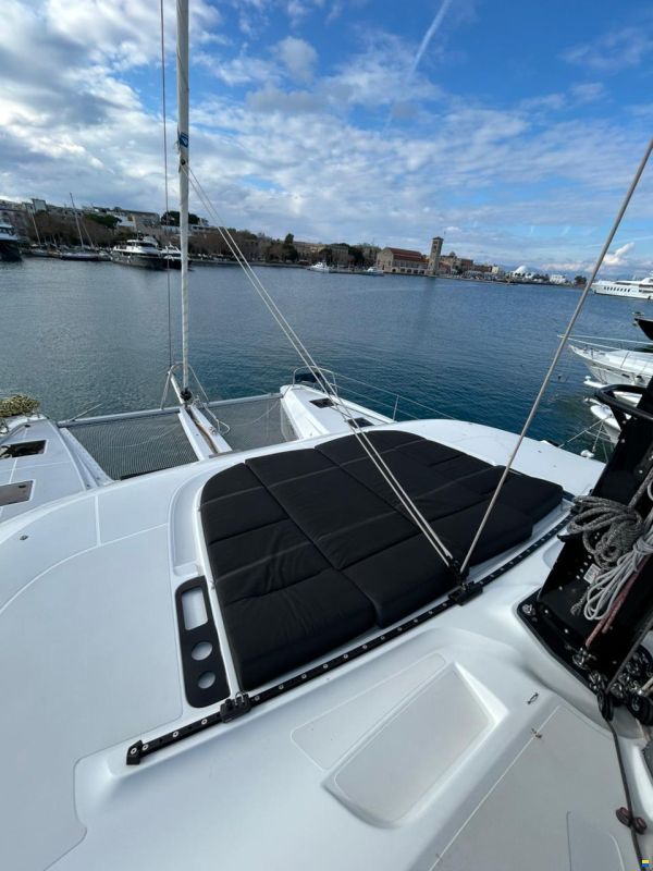 Lagoon 55