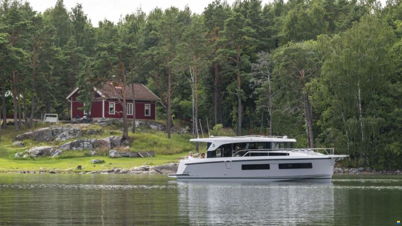 Delphia 11 Sedan, 2026 NEW BOAT