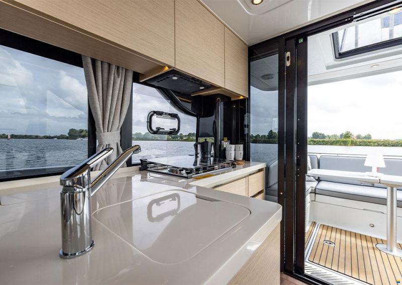 Delphia 11 Sedan, 2026 NEW BOAT