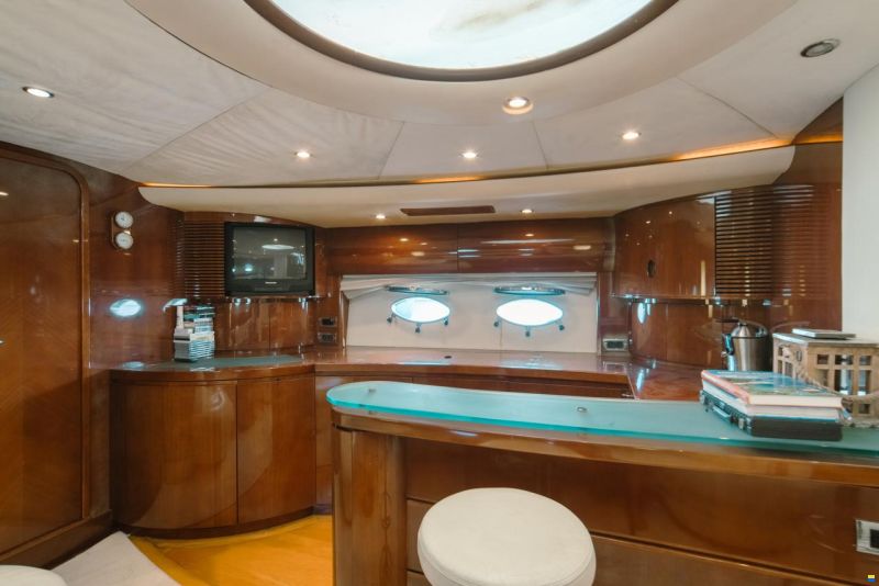 Princess V65