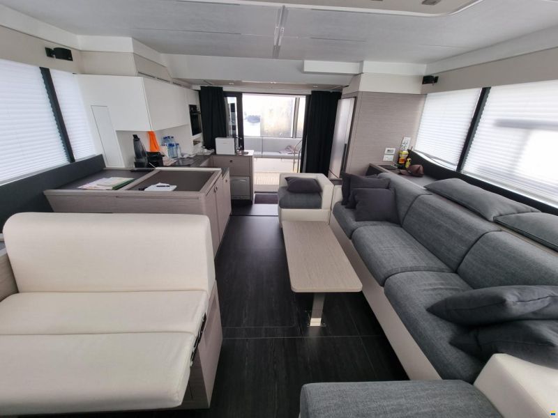 Fountaine Pajot MY5