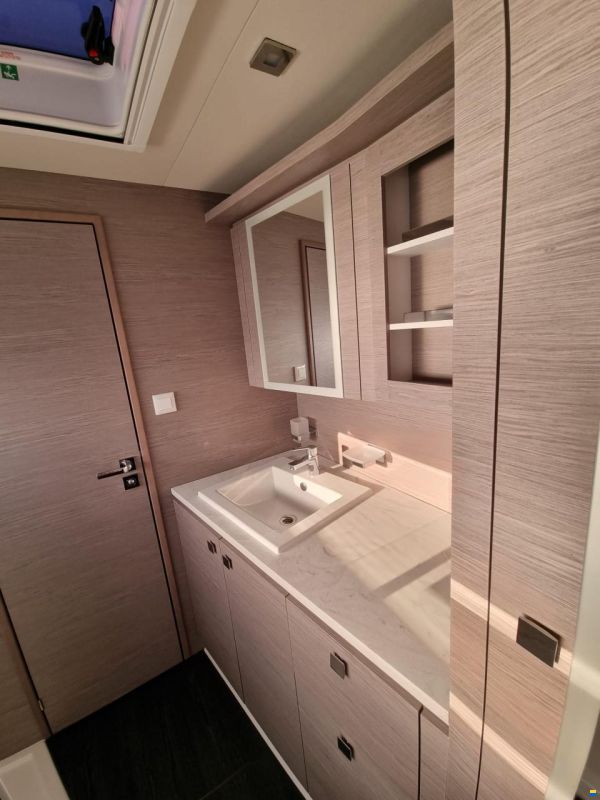 Fountaine Pajot MY5