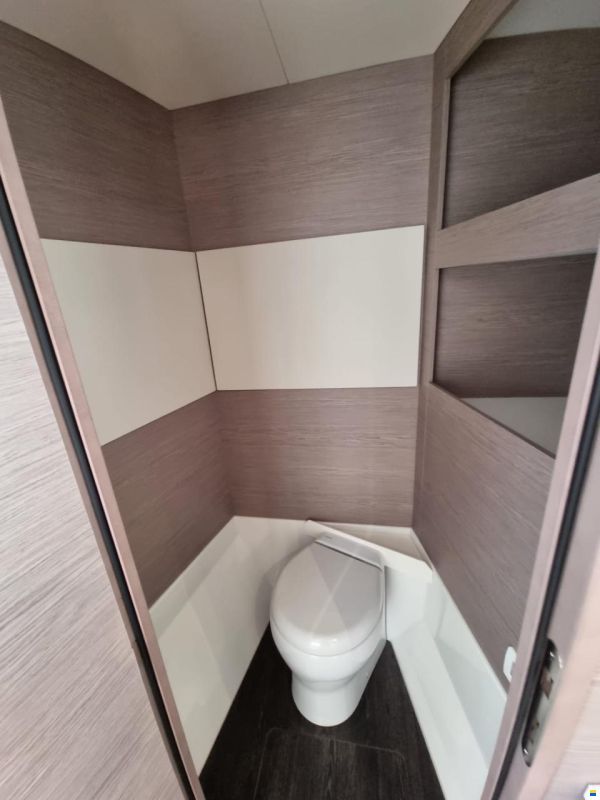 Fountaine Pajot MY5