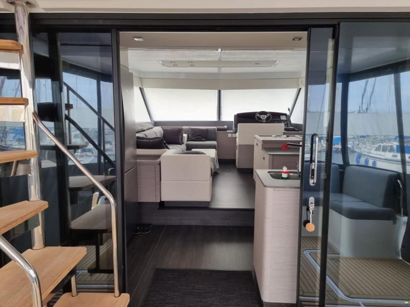 Fountaine Pajot MY5