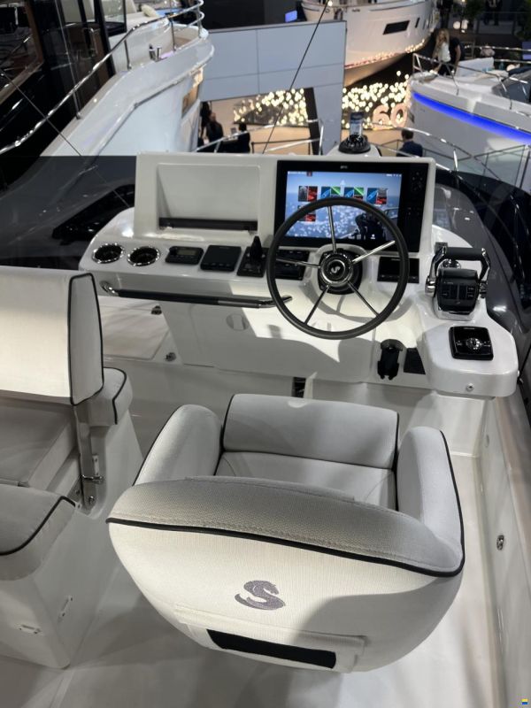 Beneteau Swift Trawler 37 Fly