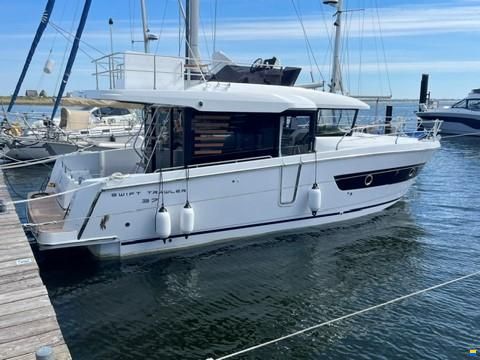 Beneteau Swift Trawler 37 Fly