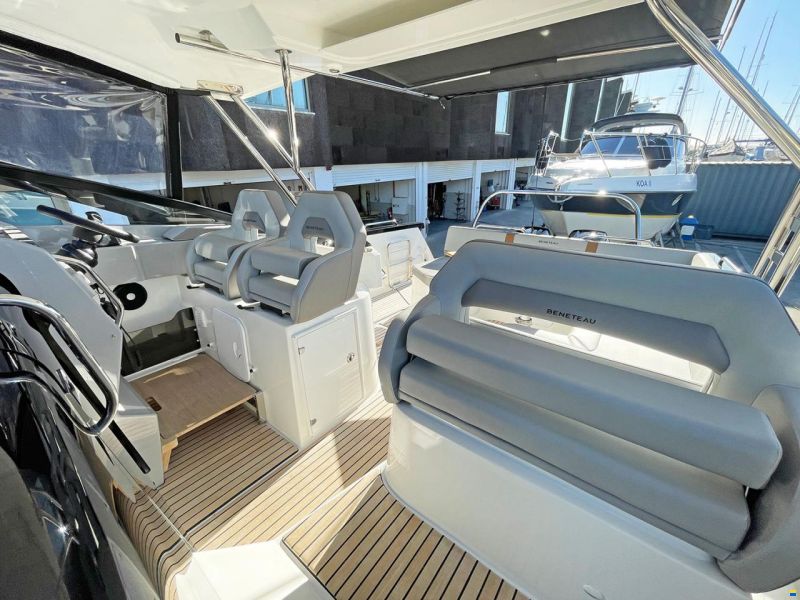Beneteau Flyer 10