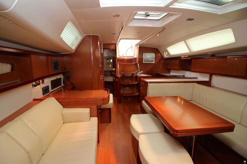 Beneteau Oceanis 46