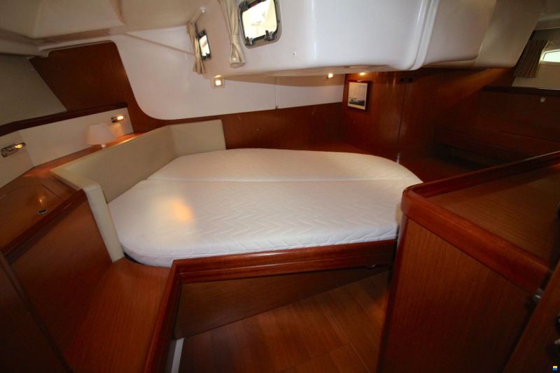Beneteau Oceanis 46
