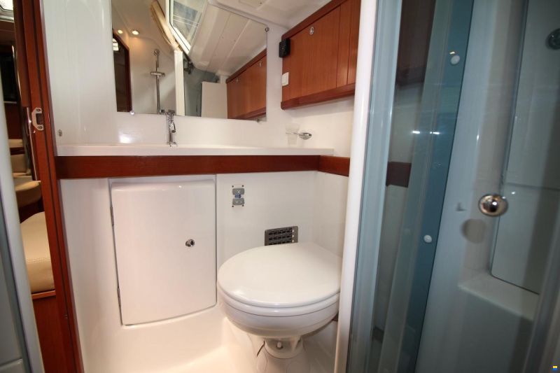Beneteau Oceanis 46