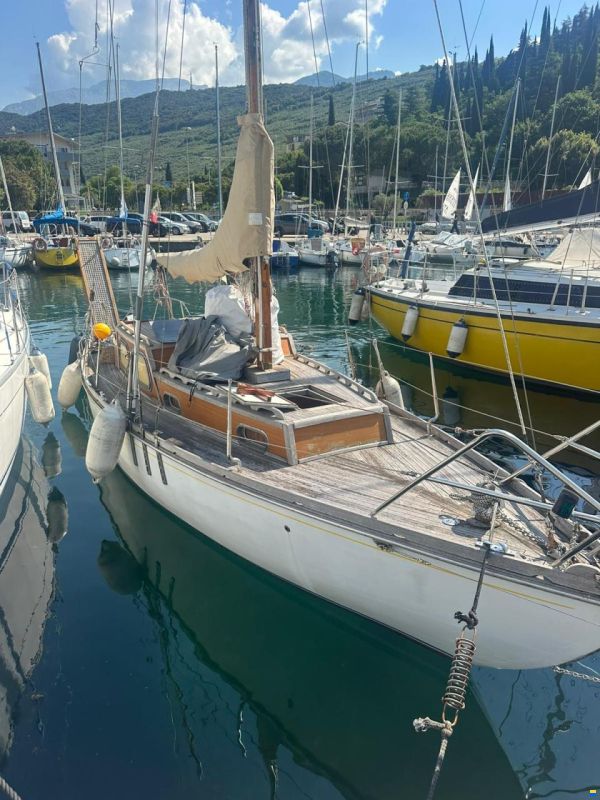 Cutter Chris Barca a Vela Cutter Chris