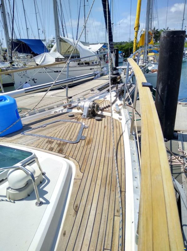Nauticat 37