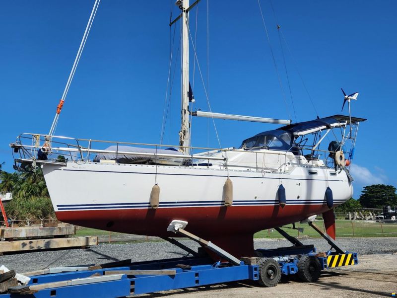 Nauticat 37