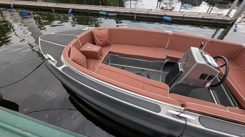 VanVossen 650 Sporttender