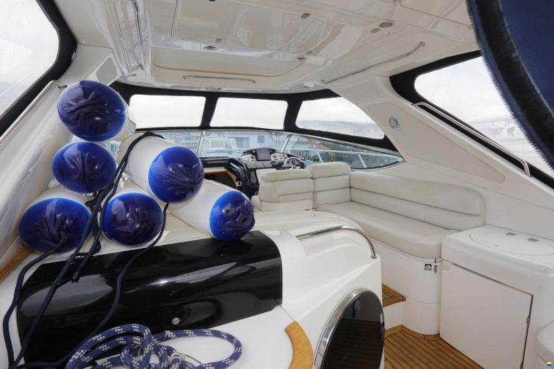 Sealine S43 Sports Cruiser