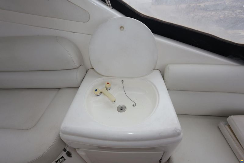 Sealine S43 Sports Cruiser
