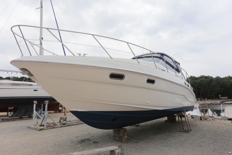 Sealine S43 Sports Cruiser