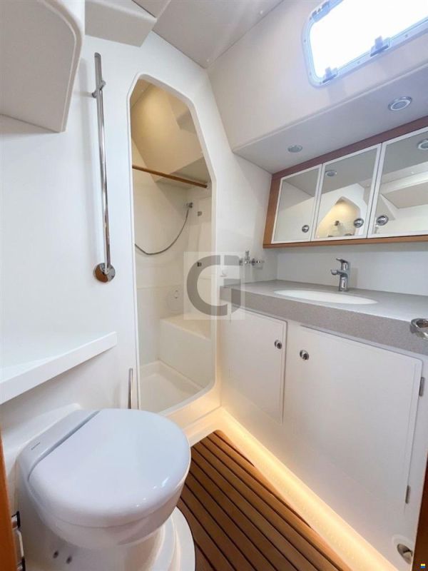 Hallberg-Rassy 57