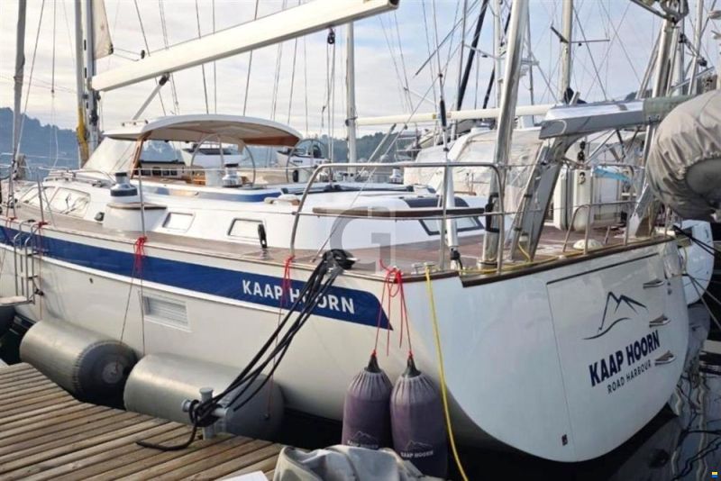 Hallberg-Rassy 57
